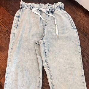 Baggy drawstring jeans